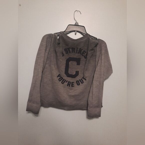 MLB x Pink Three Strikes Cropped Cold Shoulder Gray Sweatshirt Top Cleveland  XS - Picture 3 of 3